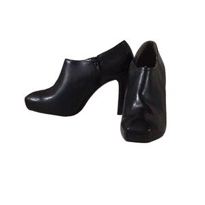 Worthington, Black, Leather, Ankle boot heels, Size 9